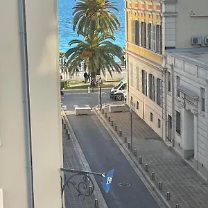 High-end Apartment, Hyper Center, Near The Beaches Appartement Nice